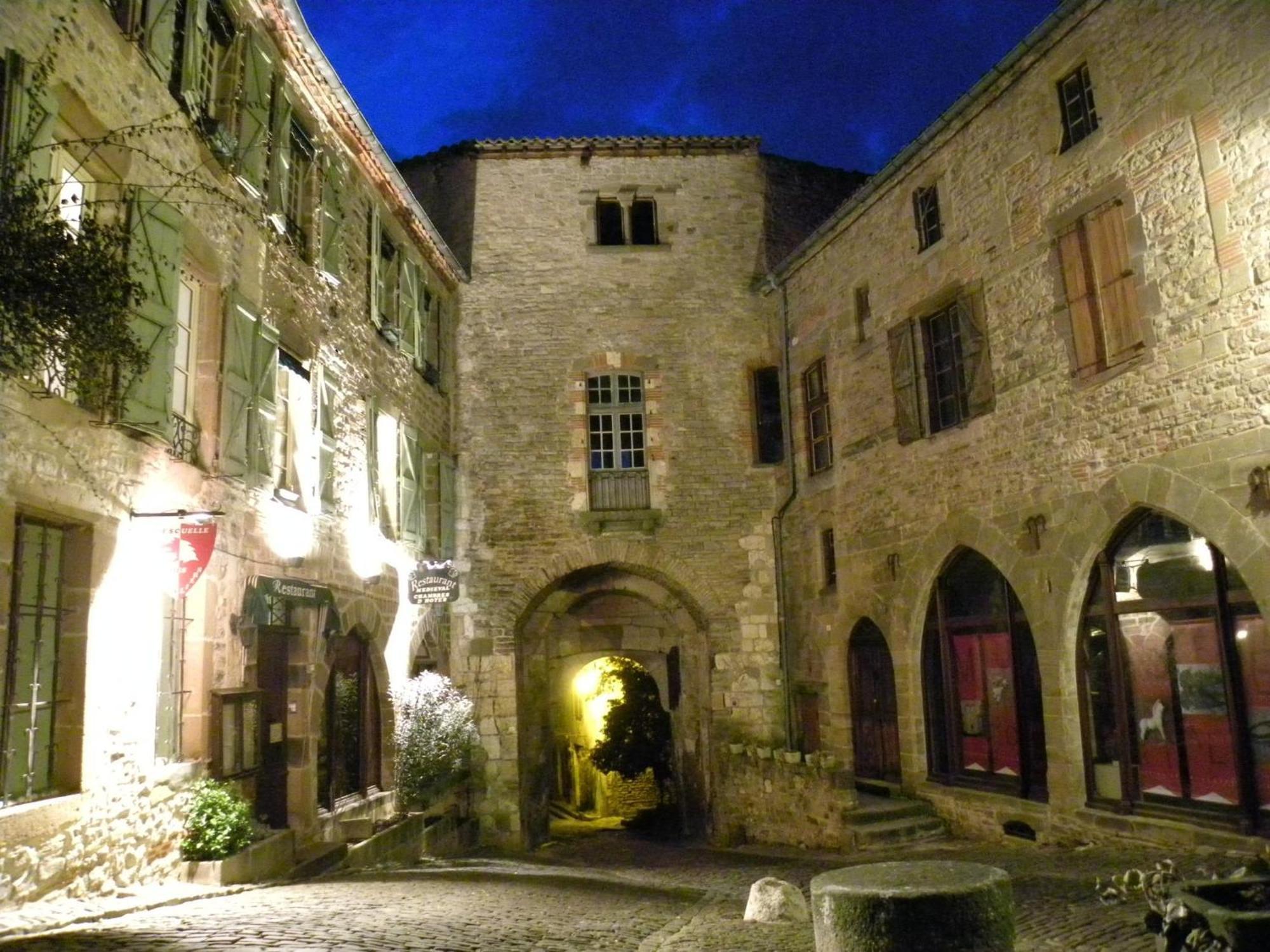 Chambres D'Hotes L'Escuelle Des Chevaliers Cordes-sur-Ciel Exteriér fotografie
